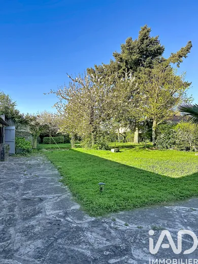 Townhouse in Parthenay (79200)