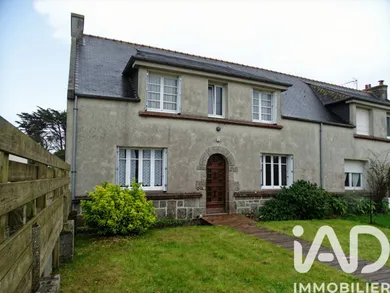 Maison à Cléder (29233)