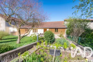 Maison de village à Corny-sur-Moselle (57680)