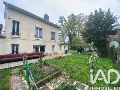 Maison à Épinay-sur-Seine (93800)