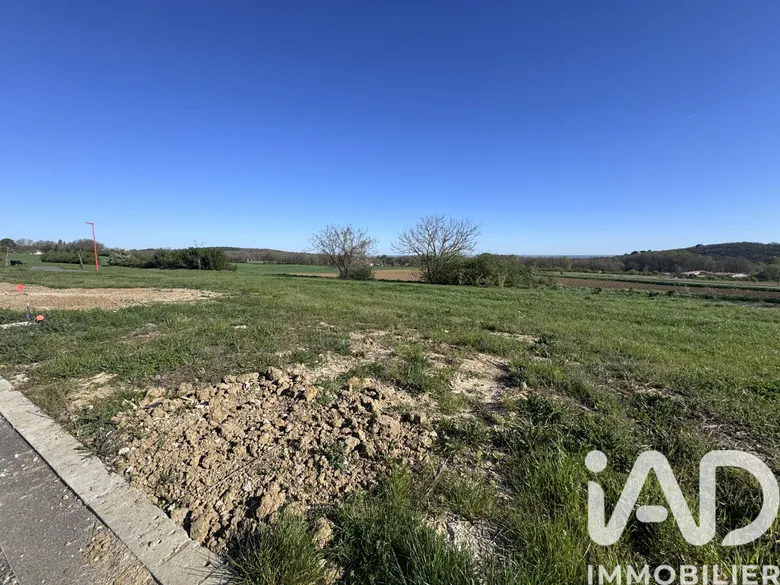 Terrain à bâtir à Bouloc (31620) · 110 000 €