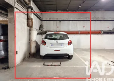 Parking in Paris (75013)