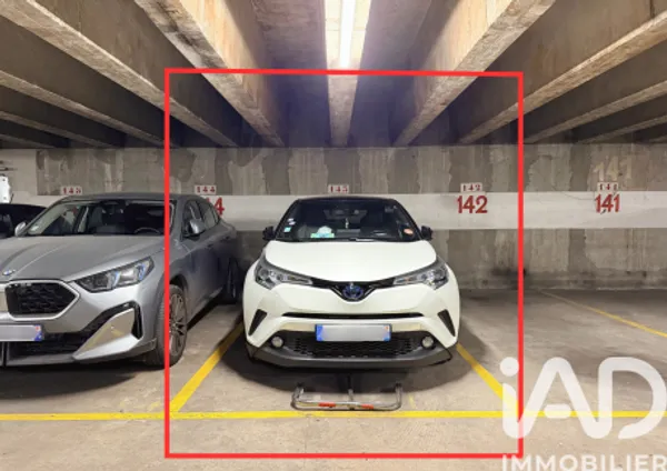 Parking à Paris (75013) photo 2