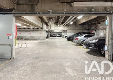 Parking à Paris (75013)