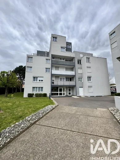 Apartment in Quincy-sous-Sénart (91480)