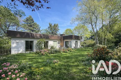 Maison traditionnelle à Montmorency (95160)