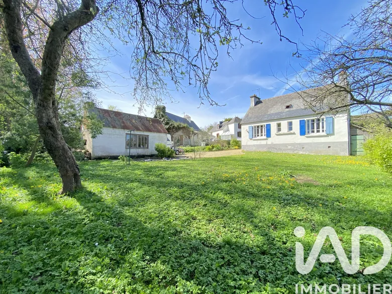 Maison 5 pièces 95 m² · à Saint-Jean-du-Doigt · 95 m² · 199 000 €