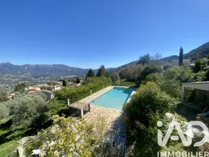 House in Châteauneuf-Villevieille (06390)