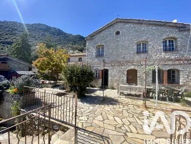 House in Châteauneuf-Villevieille (06390)