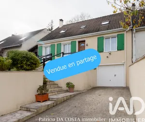 Maison traditionnelle à Maule (78580)