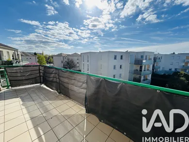 Apartment in Chalon-sur-Saône (71100)