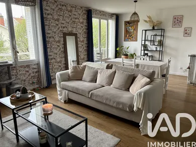 Apartment in Reims (51100)