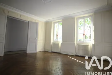 Townhouse in NEVERS (58000)