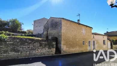 Maison de village à Rives-d'Autise (85240)