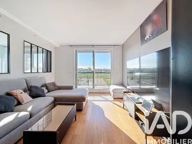 Apartment in Maisons-Laffitte (78600)