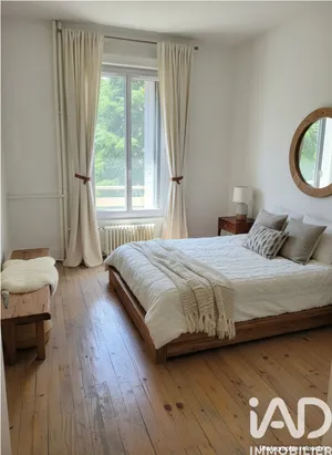 Apartment in Saint-Étienne (42100)