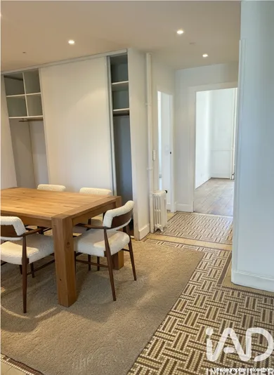 Apartment in Saint-Étienne (42100)