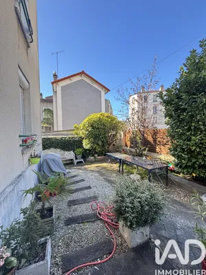 Apartment in Maisons-Alfort (94700)
