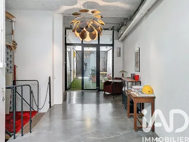 Commercial walls in Toulon (83200)