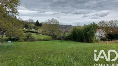 Terrain à bâtir à Terrasson-Lavilledieu (24120)