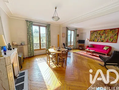 Appartement à Saint-Cloud (92210)