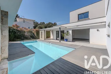 Maison d'architecte à Saint-Gély-du-Fesc (34980)