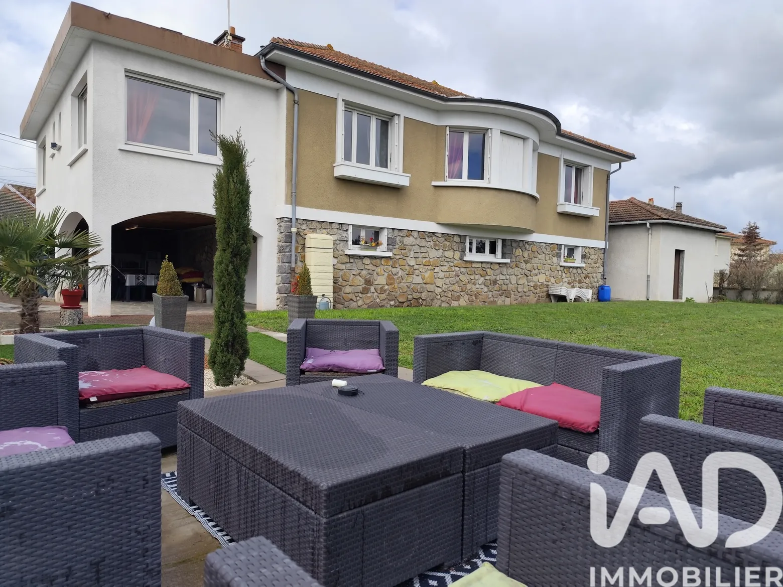 Vente maison à Brioude (43100) : maison 5 pièces 150 m² - 1992073 — 2