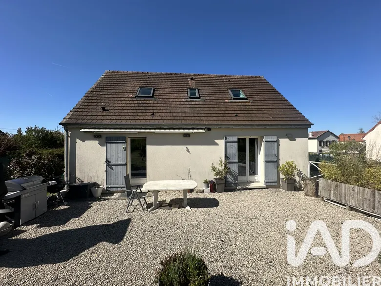 Maison 4 pièces 95 m² · à Mareuil-sur-Ourcq · 95 m² · 214 000 €