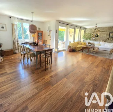Appartement à Saint-Julien-en-Genevois (74160)