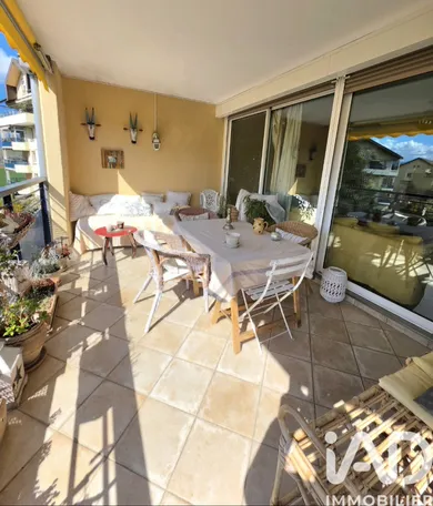 Appartement à Saint-Julien-en-Genevois (74160)
