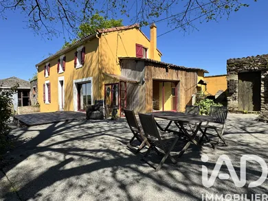 Maison de campagne à Terval (85120)