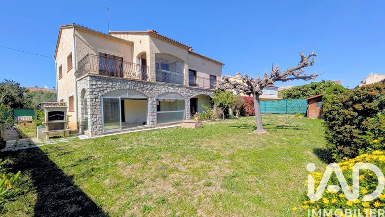 Maison 6 pièces 207 m² · à La Crau · 207 m² · 533 000 €
