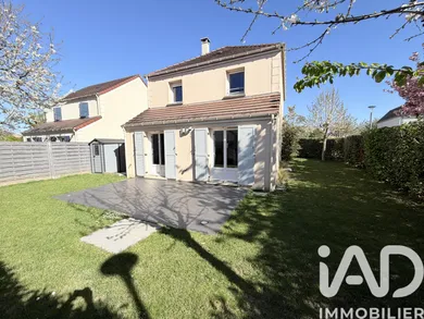 Traditional house in Brie-Comte-Robert (77170)