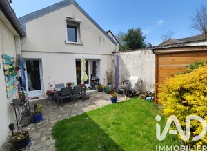 Duplex in Domont (95330)