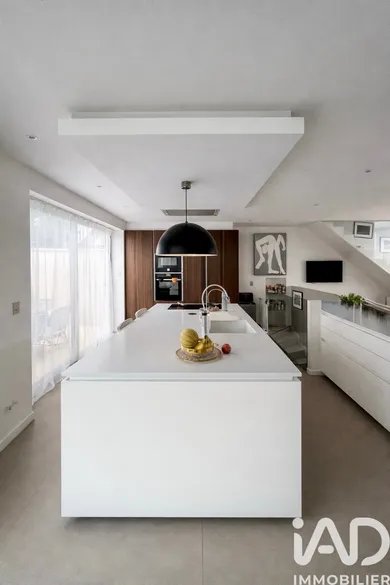 House in Le Plessis-Robinson (92350)