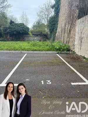 Parking in Hardricourt (78250)
