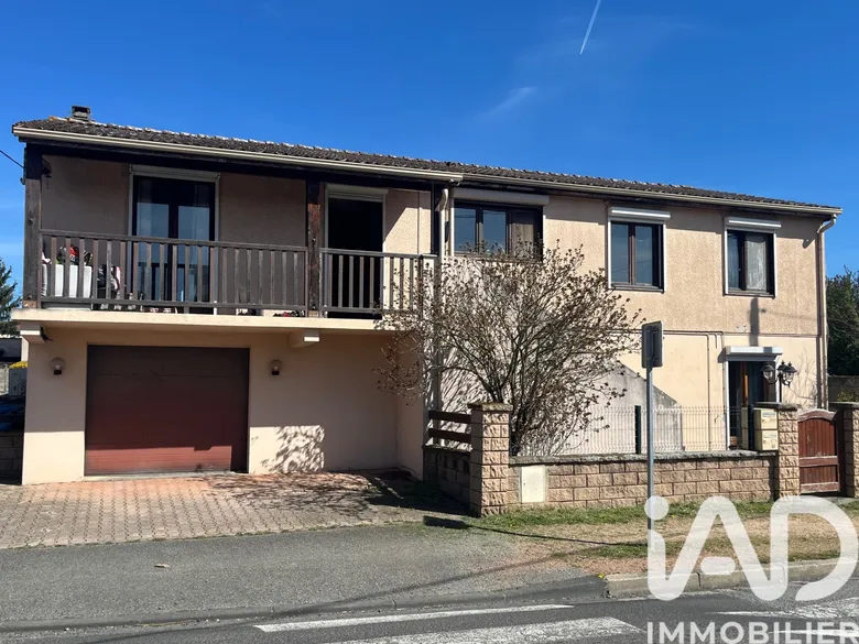 Maison 9 pièces 177 m² · à Lussat · 177 m² · 329 000 €