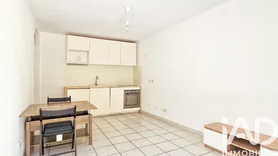 Apartment in Saint-Cyr-sur-Mer (83270)