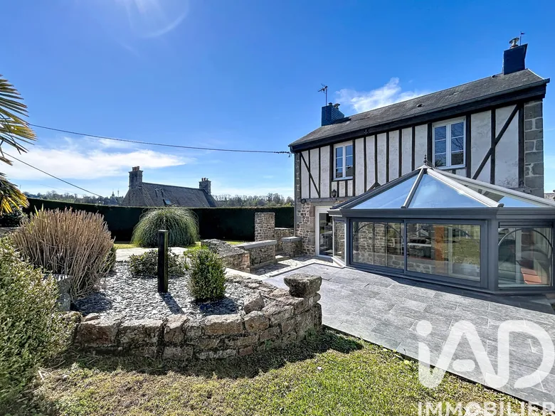 Maison 6 pièces 131 m² · à Villedieu-les-Poêles-Rouffigny · 130,9 m² · 269 000 €