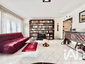 Apartment in Chilly-Mazarin (91380)