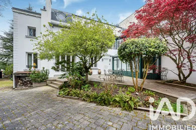 House in Ville-d'Avray (92410)