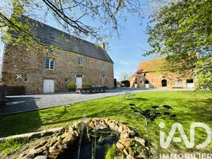 House in Le Dézert (50620)