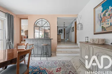 Architectural house in Orgeval (78630)