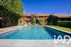 Maison de ville à Bourg-en-Bresse (01000)