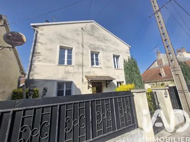 House in Romilly-sur-Seine (10100)