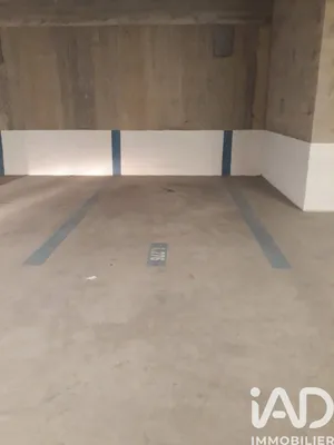 Parking in Massy (91300)