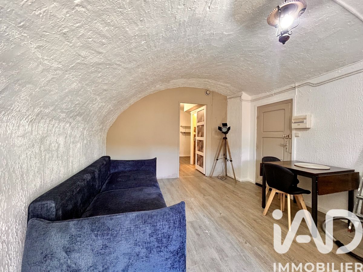 appartement à Contes