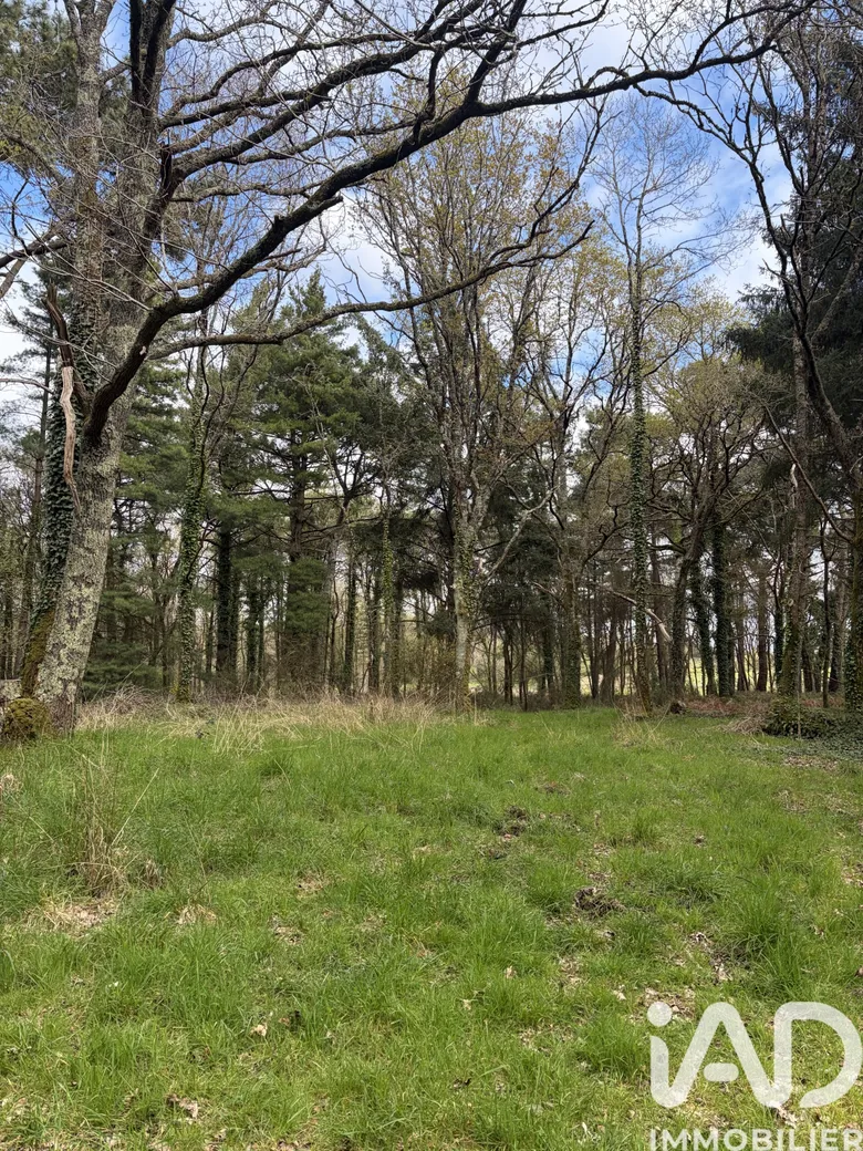 Terrain agricole à PLOUHINEC (56680) · 65 000 €