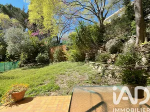 Apartment in Aix-en-Provence (13100)