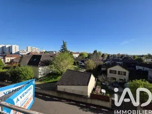 Apartment in Saint-André-les-Vergers (10120)